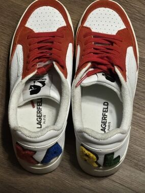 Karl Lagerfeld White and Red Low-Top Sneakers with Multicolor Heel Detail
